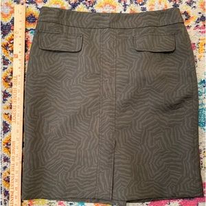 Ann Taylor brown textured skirt, size 14